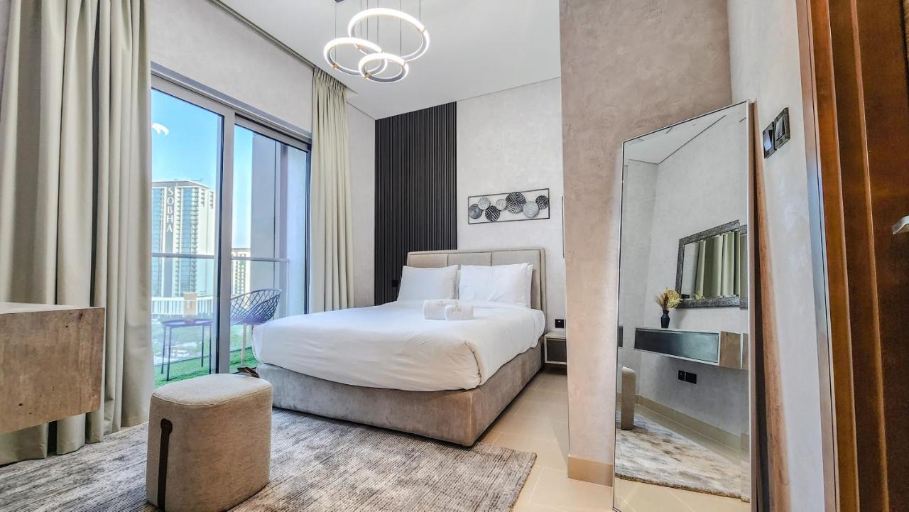 Stay By Latinem Luxury 2Br Holiday Home Cv B601 Near Burj Khalifa Дубай Екстериор снимка